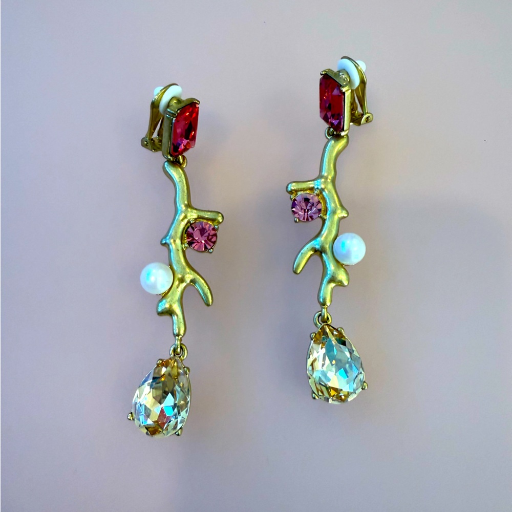 Oscar De La Renta Vintage Boucle D’Oreilles Long Pink Stone and Gold Earrings
